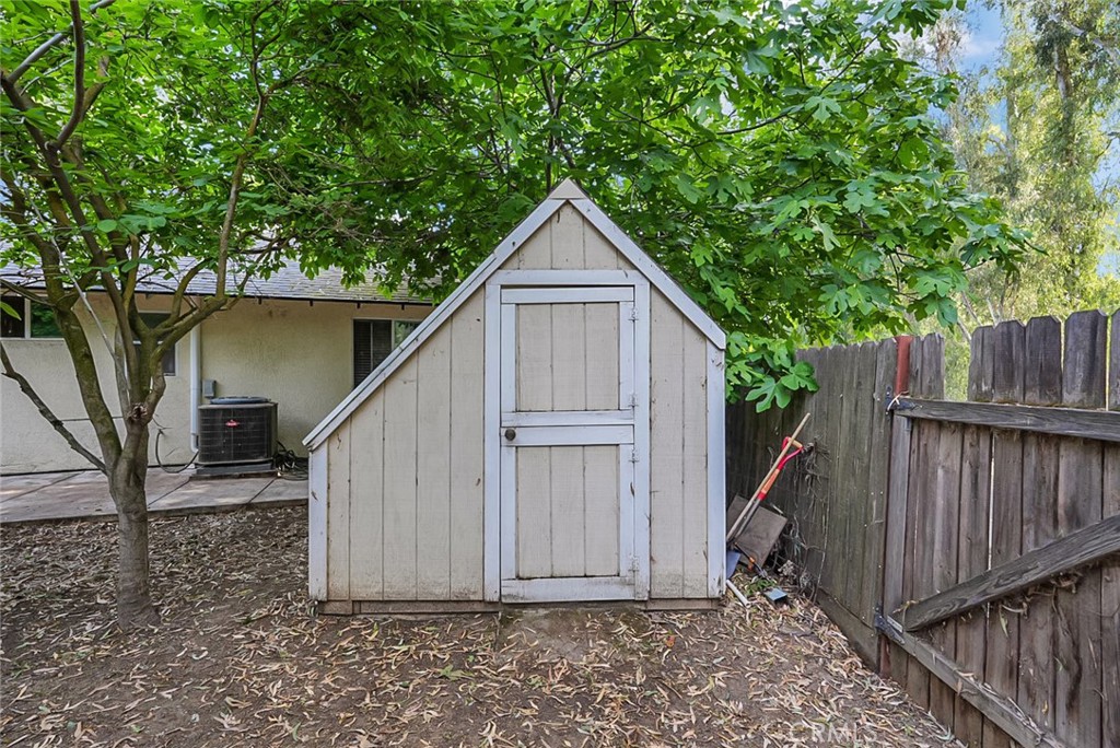 Property photo 32