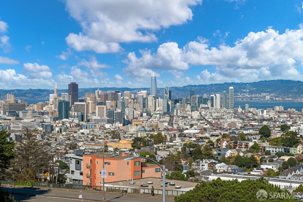 18 Portola Dr