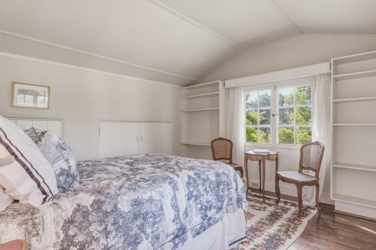 Property photo 33