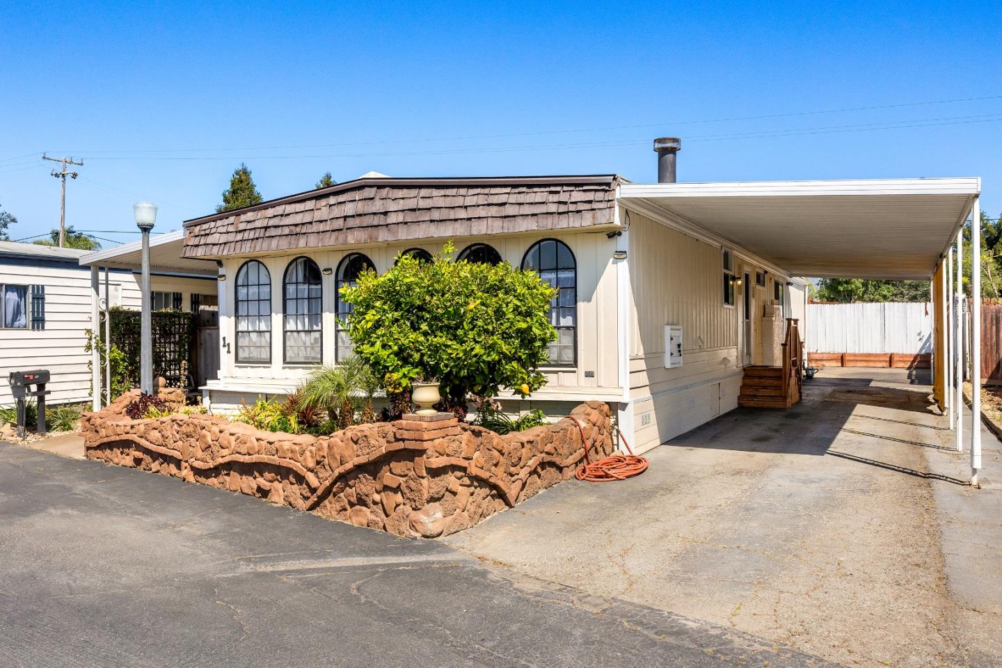 789 Green Valley Rd Unit 11