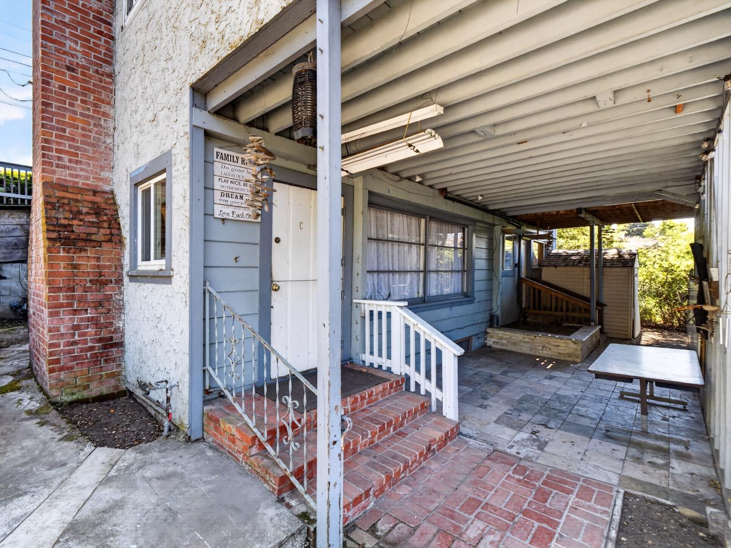 Property photo 32