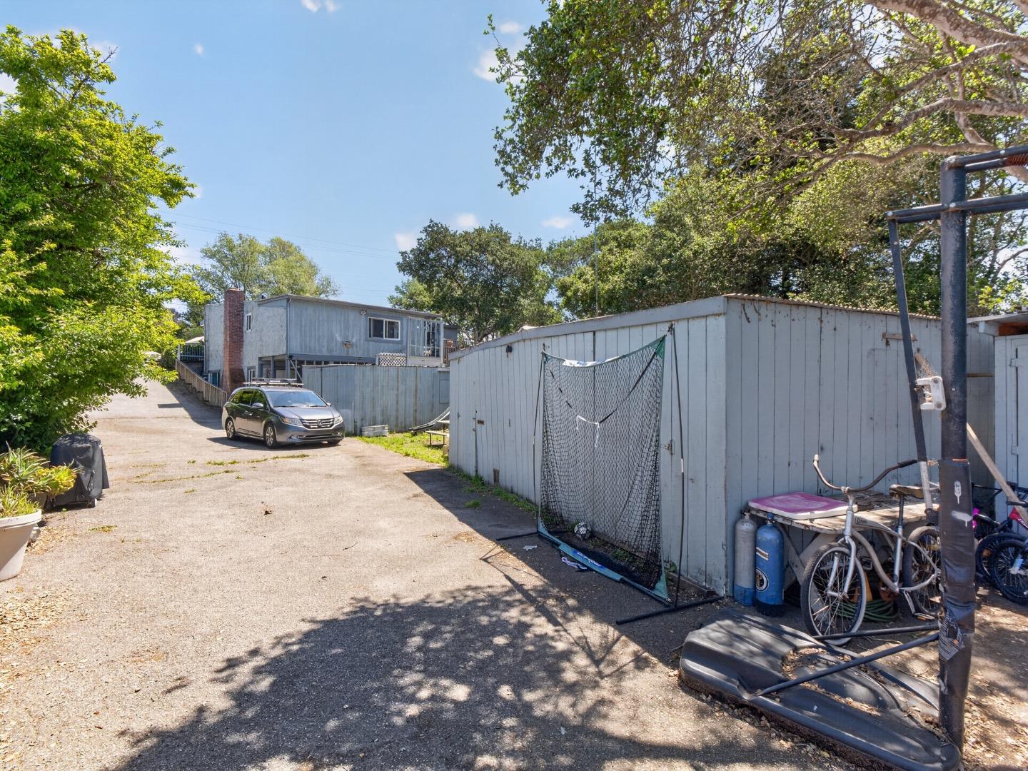 Property photo 44