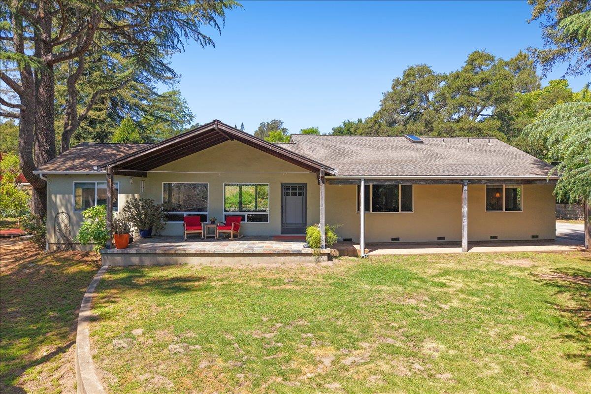11 Eureka Canyon Rd