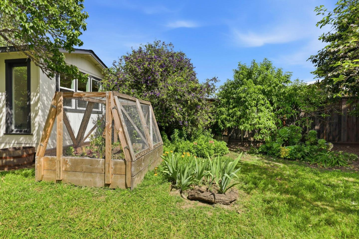 Property photo 32
