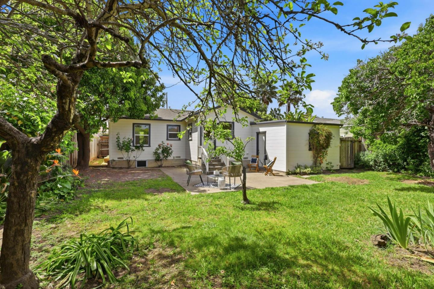 Property photo 33