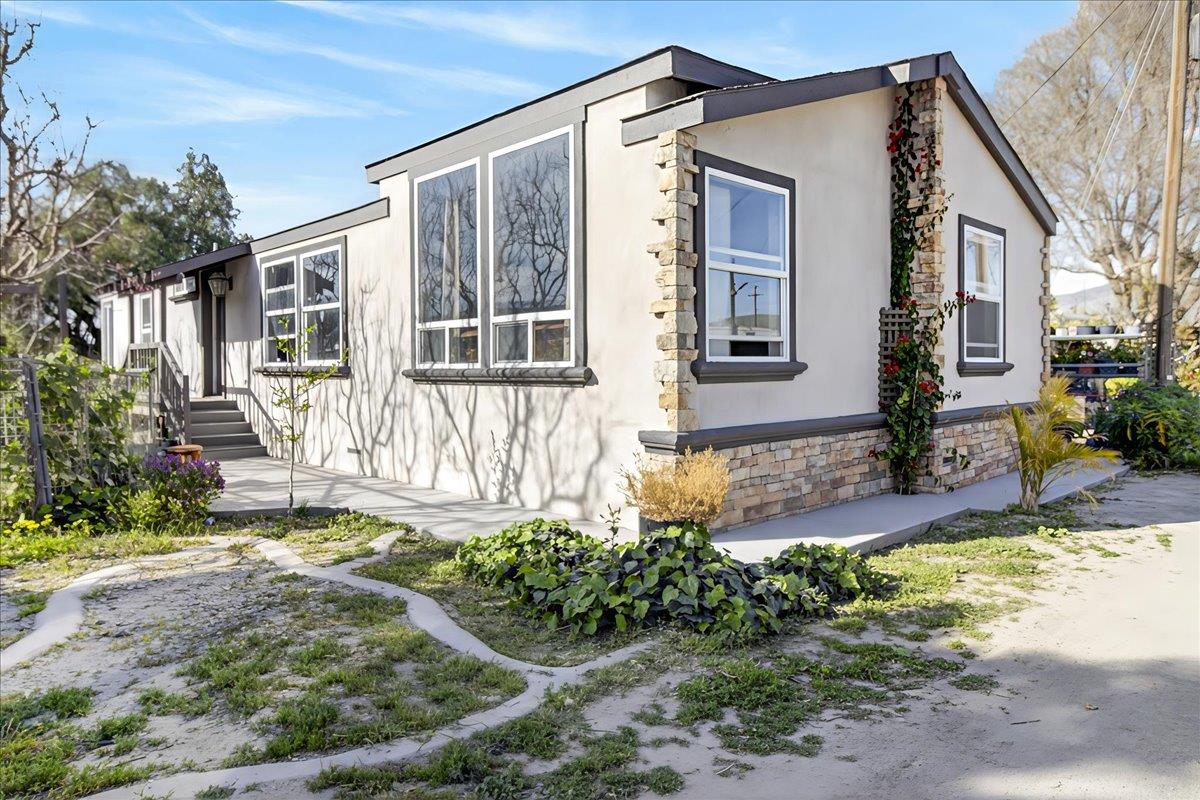 22 Front St Unit 22