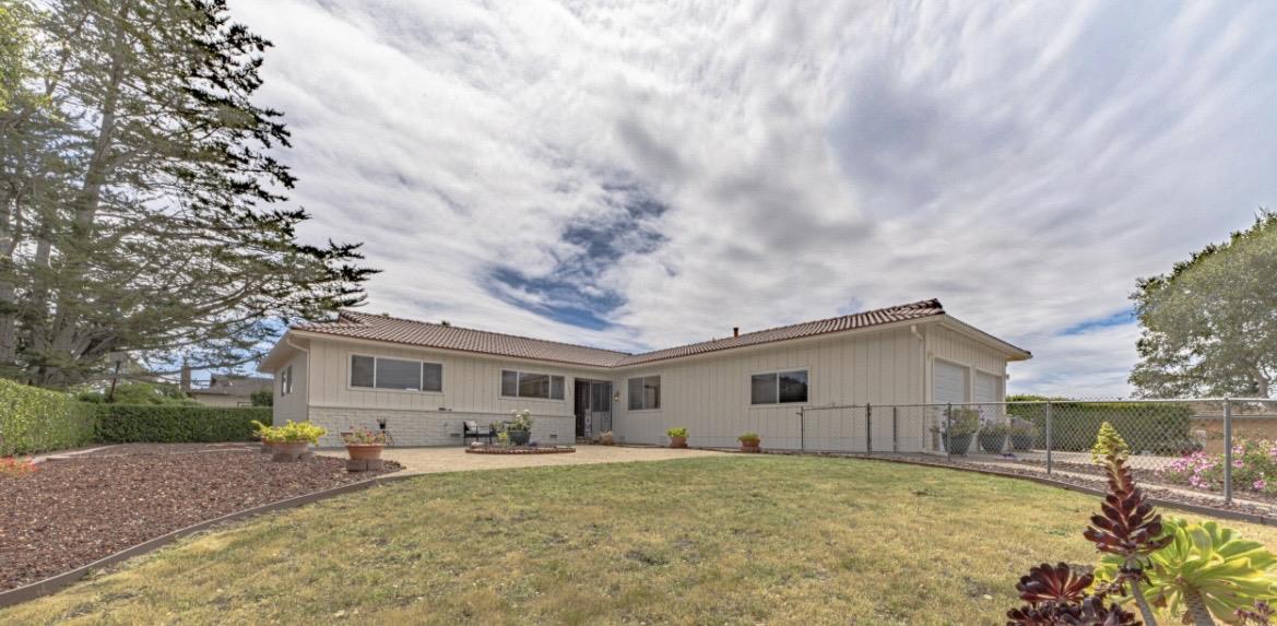 15084 Green Oak Pl