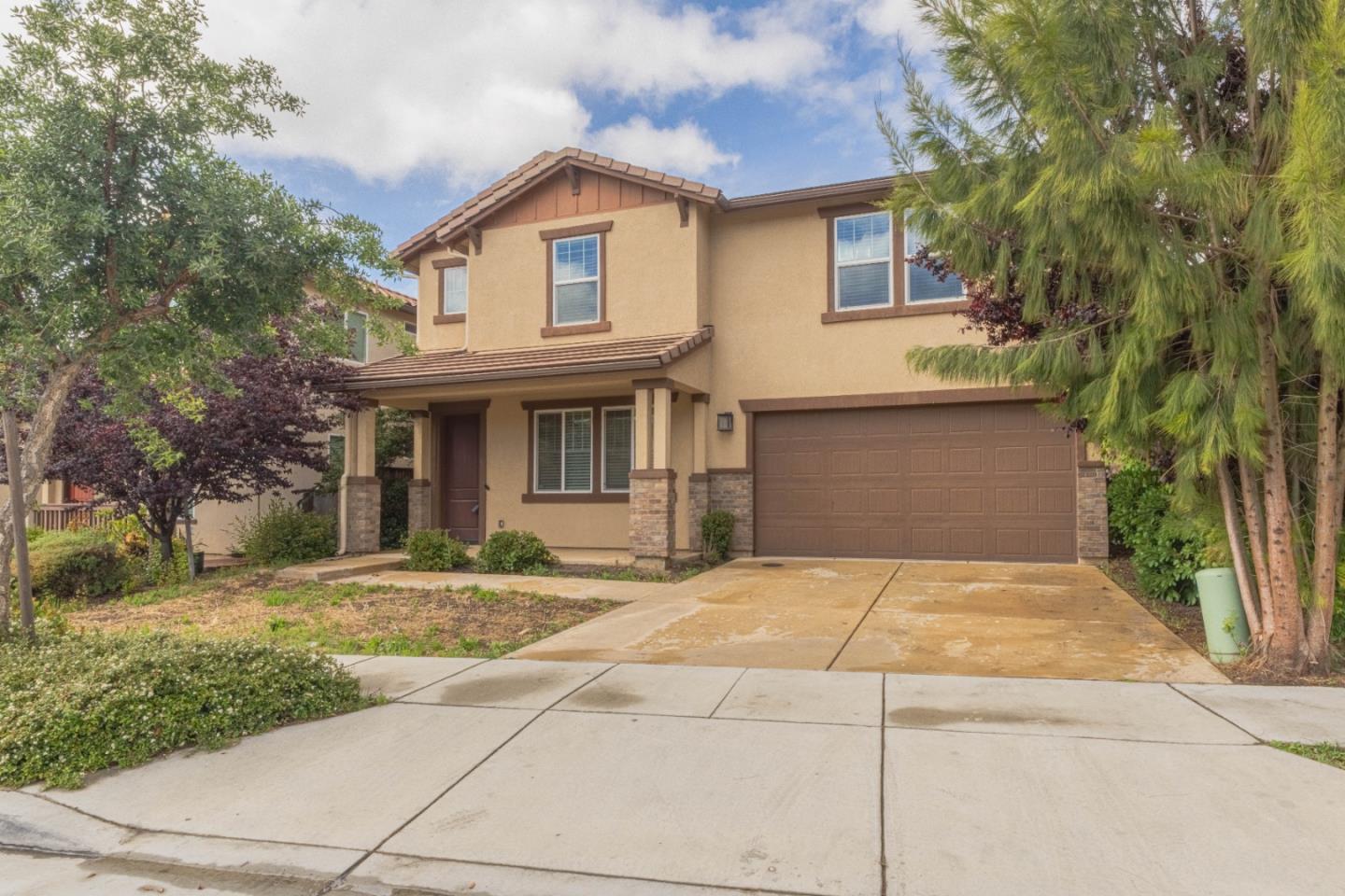 1073 Sardinia Dr