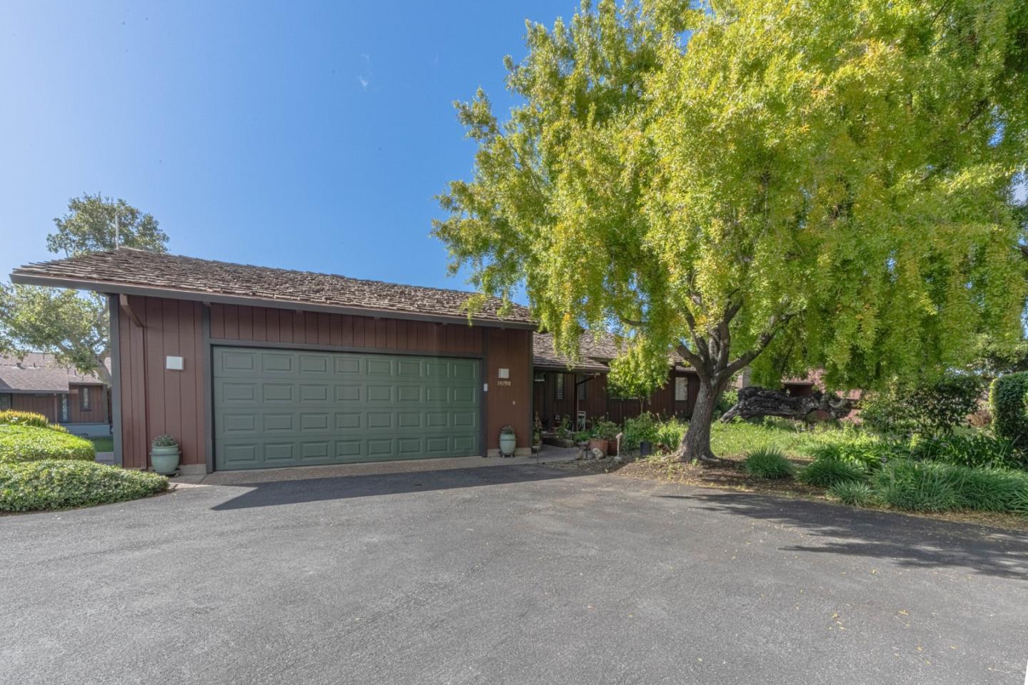 Property photo 35