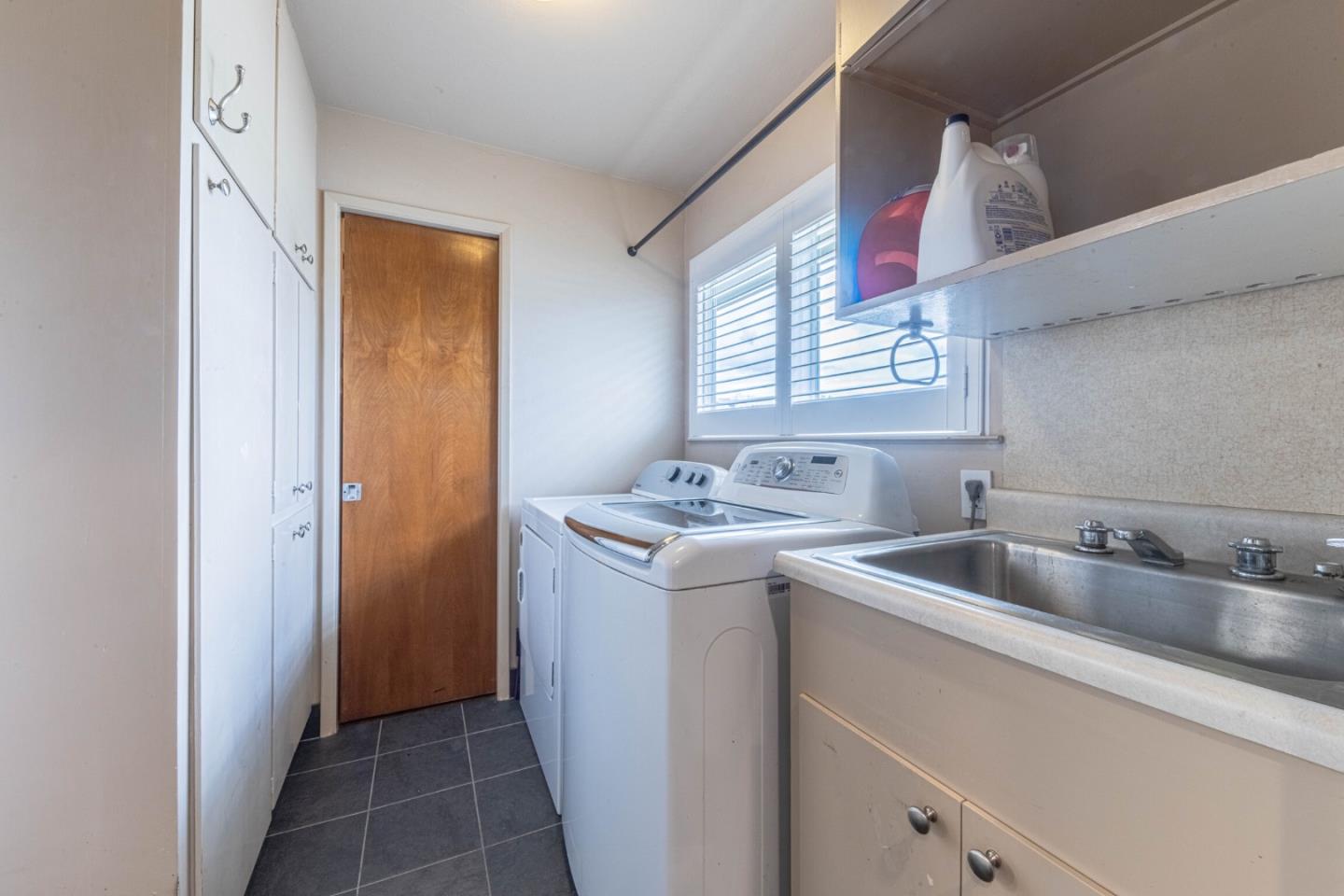 Property photo 37