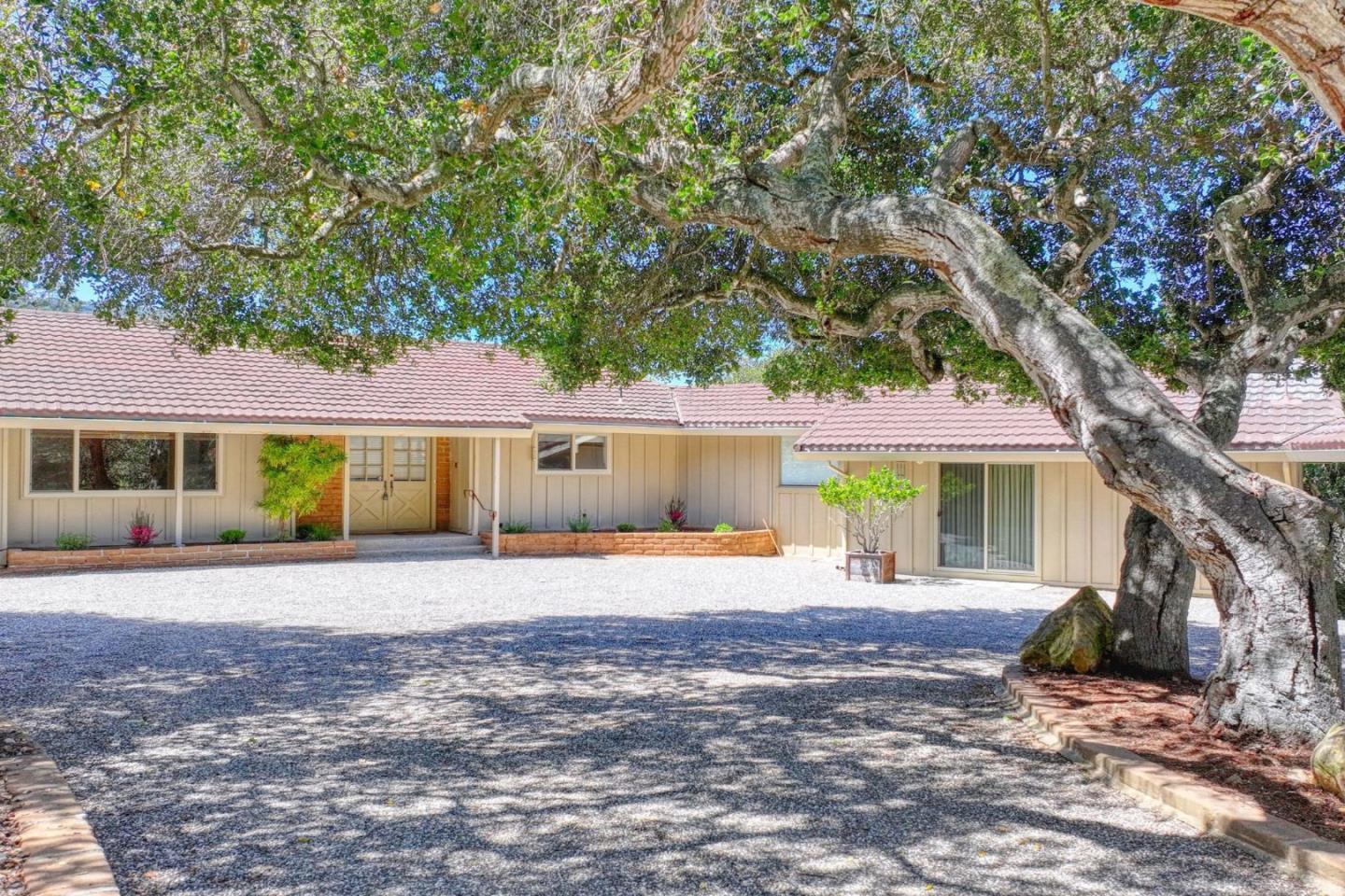 195 Laurel Dr