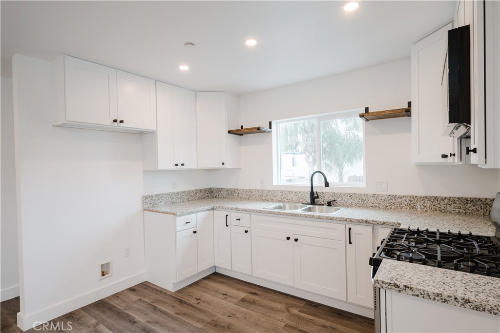 Property photo 50