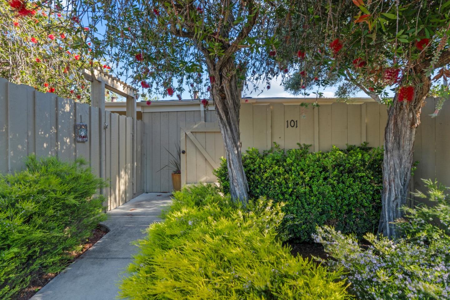 Property photo 28