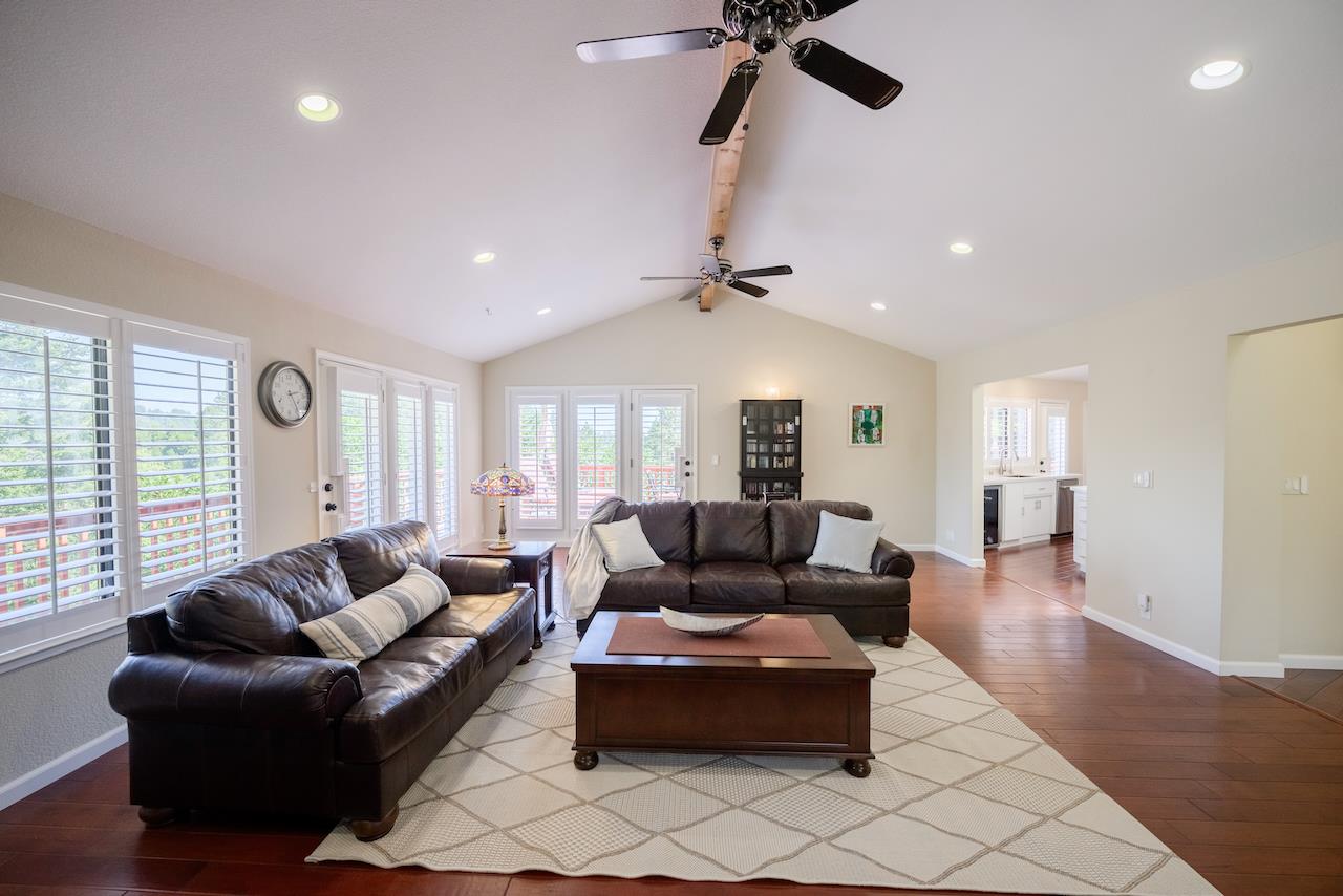 Property photo 50