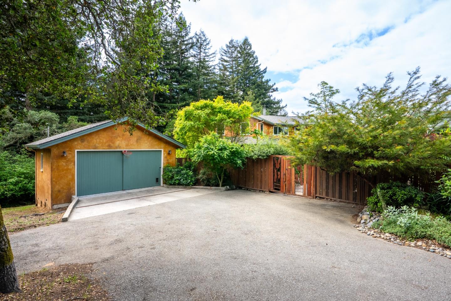 Property photo 37