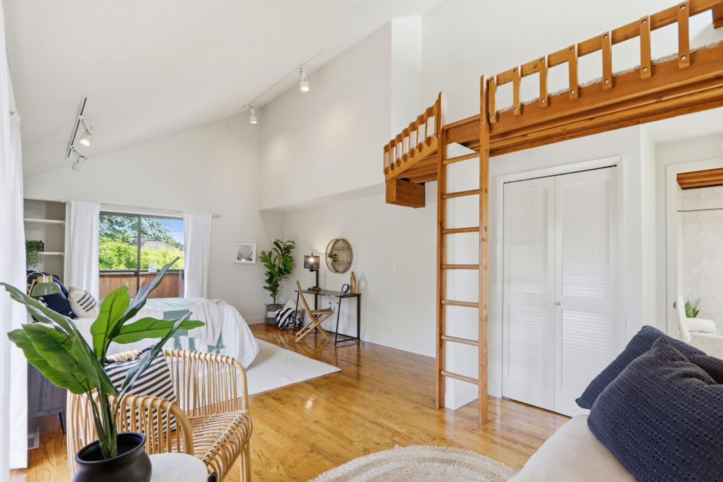 Property photo 48