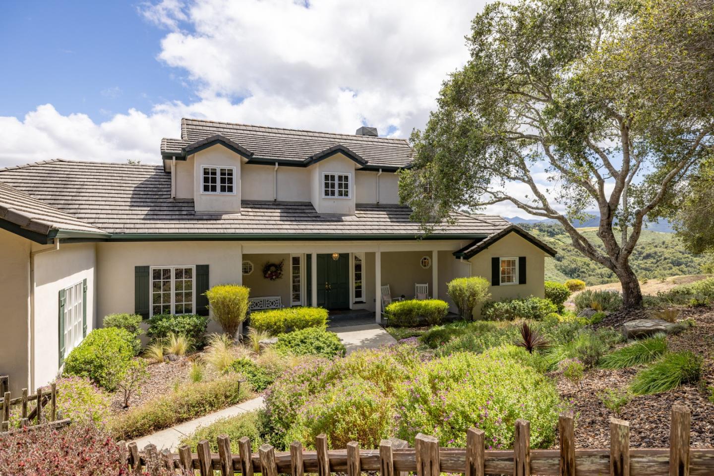 25748 Paseo El Cajon