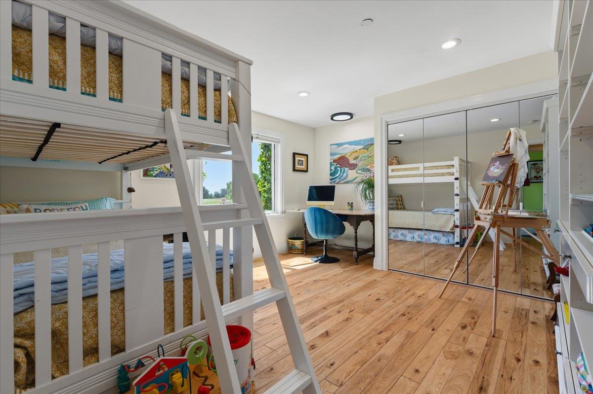 Property photo 42