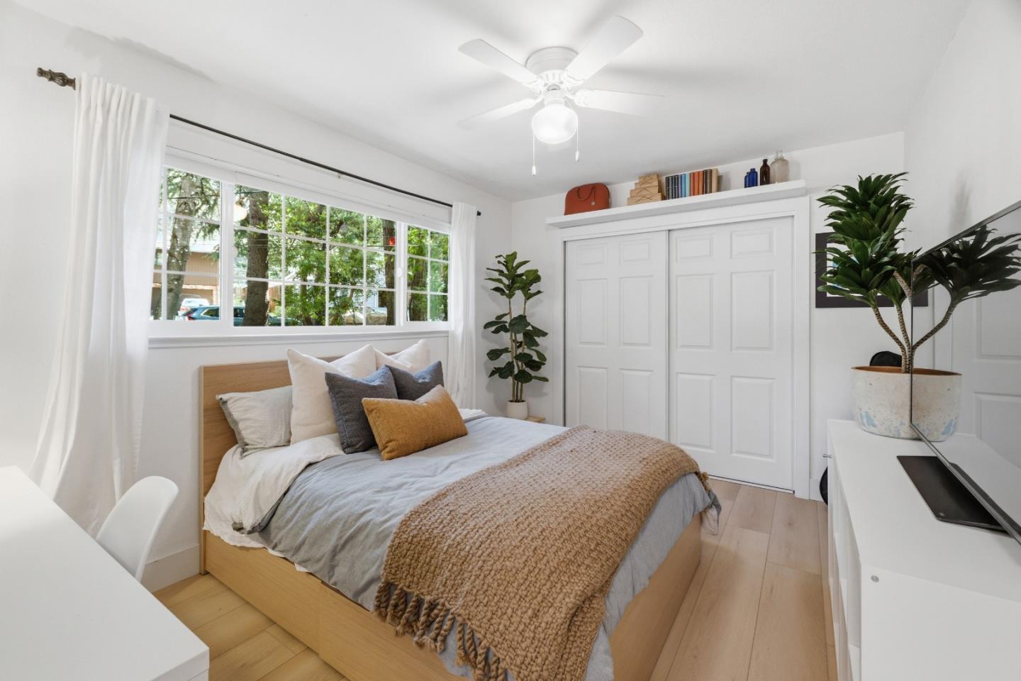 Property photo 35