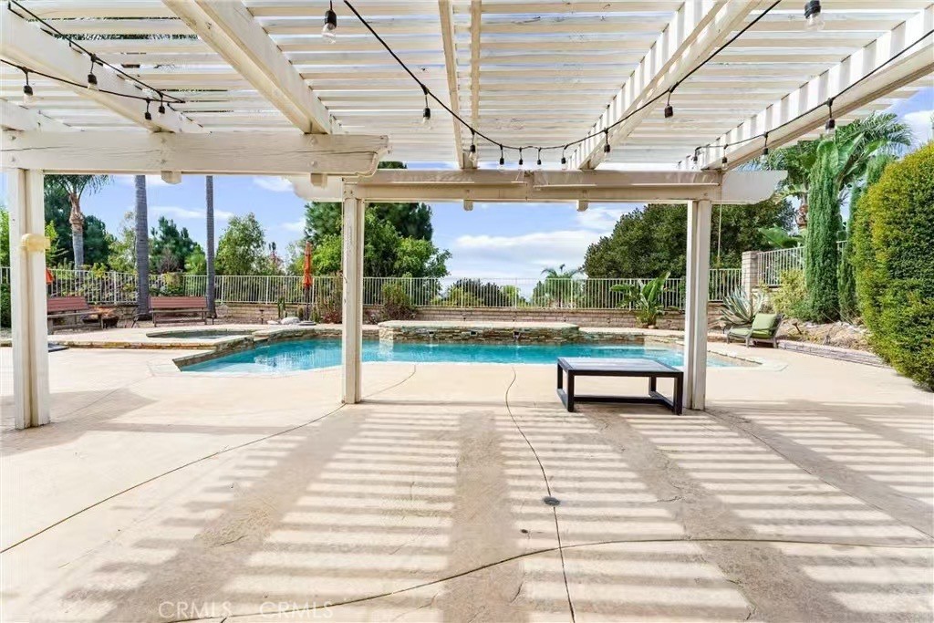 Property photo 43