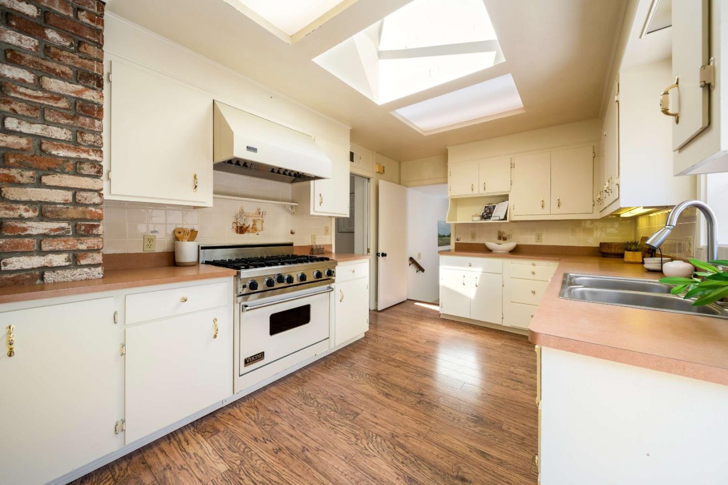 Property photo 35