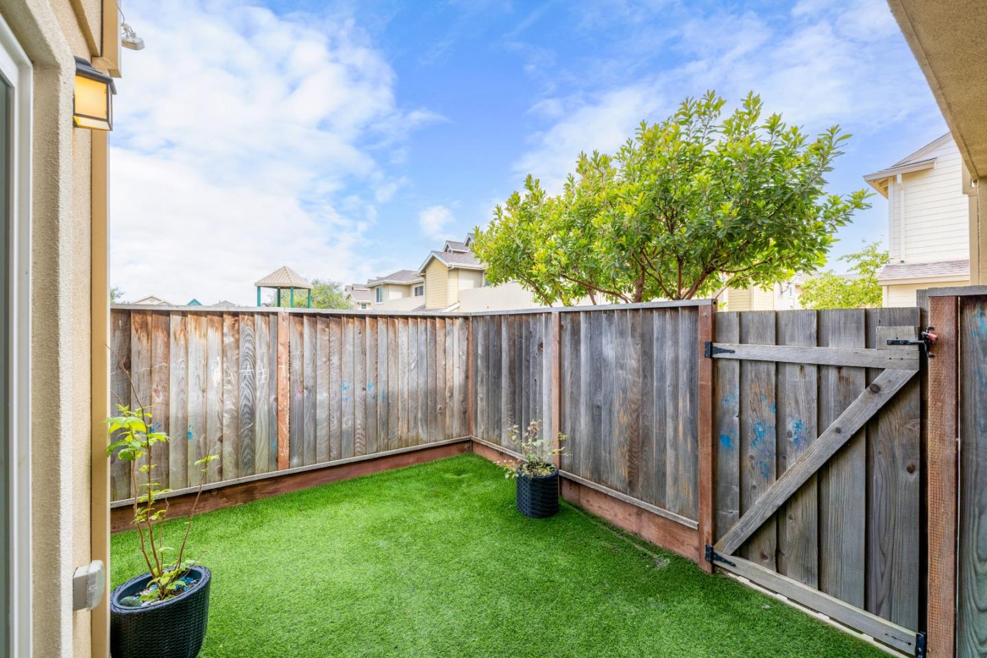 Property photo 28