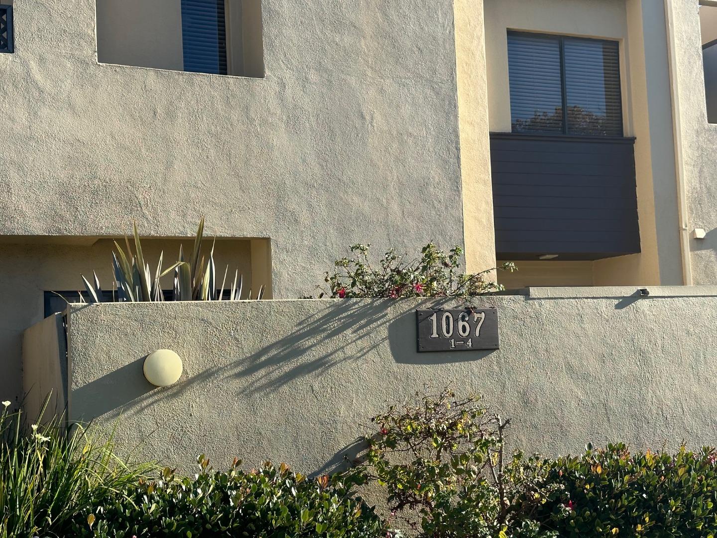 1067 Padre Dr Unit 1