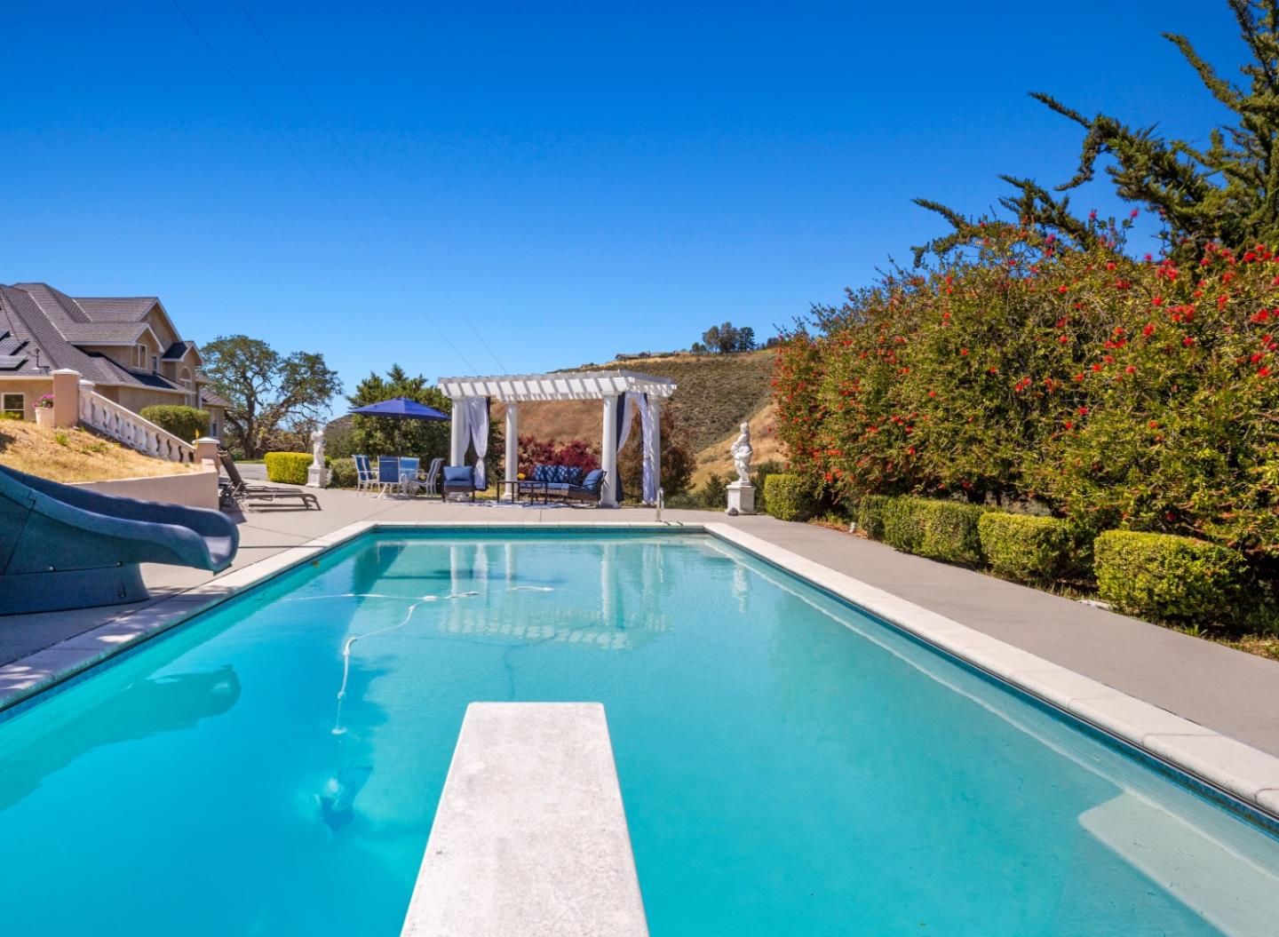 Property photo 35