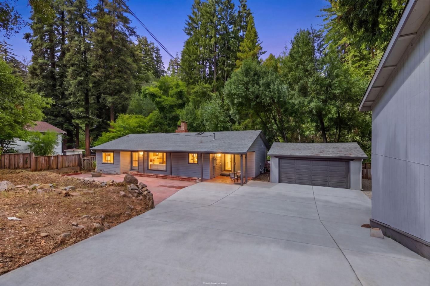 12 Haven Ln