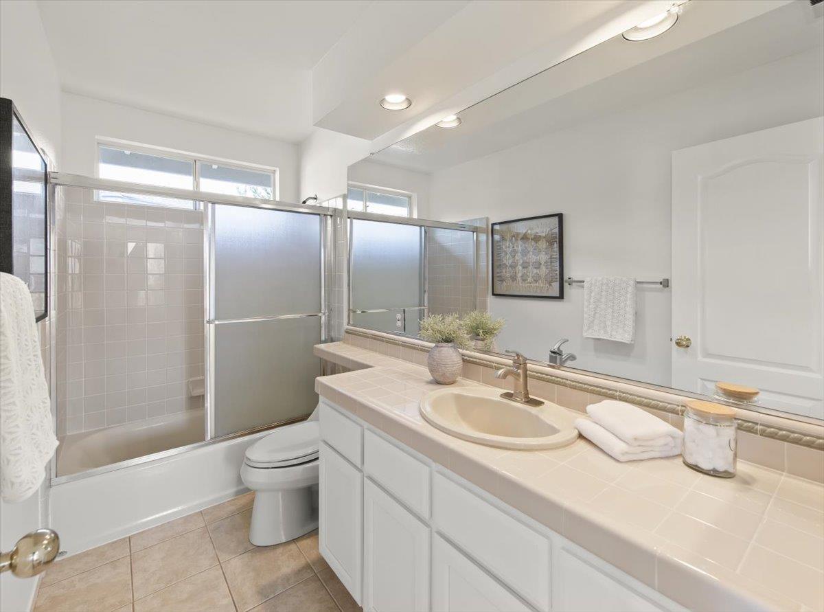 Property photo 46