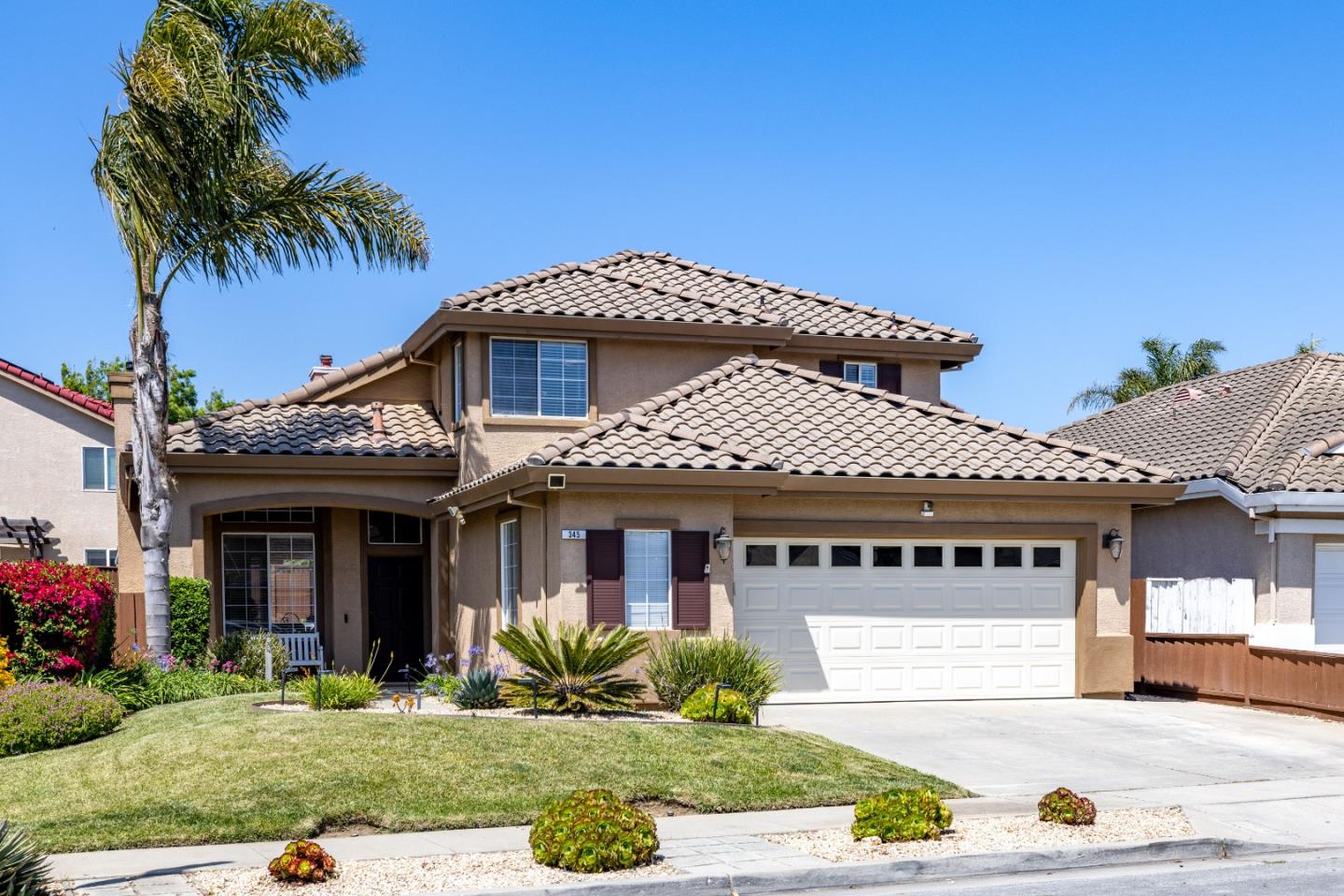 345 Chardonnay Dr