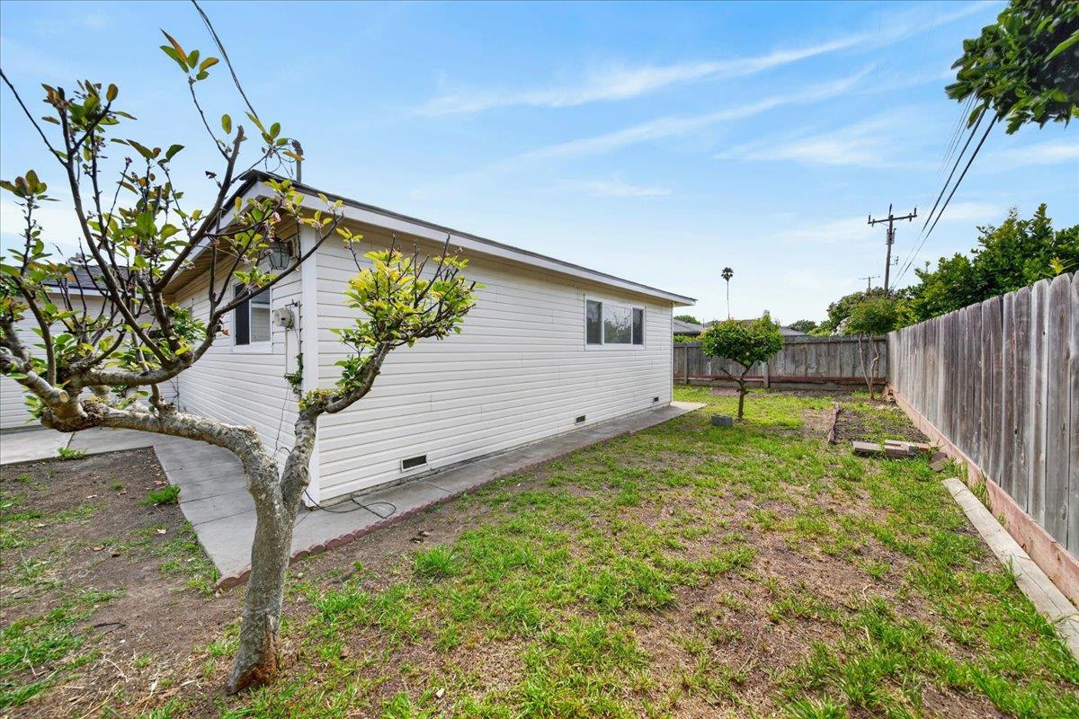 Property photo 23