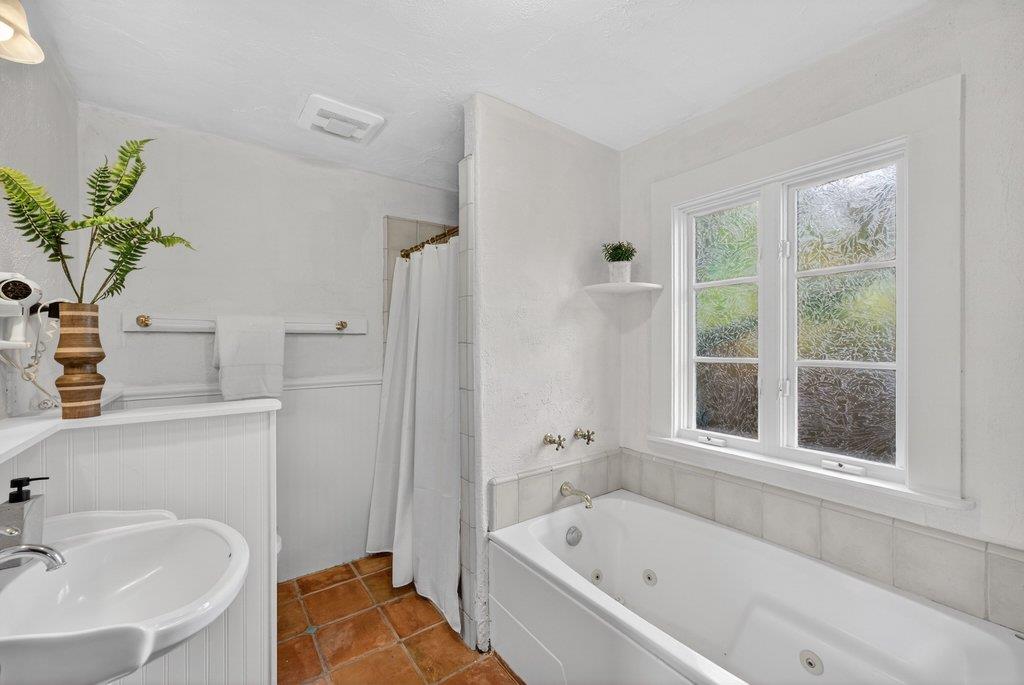 Property photo 50