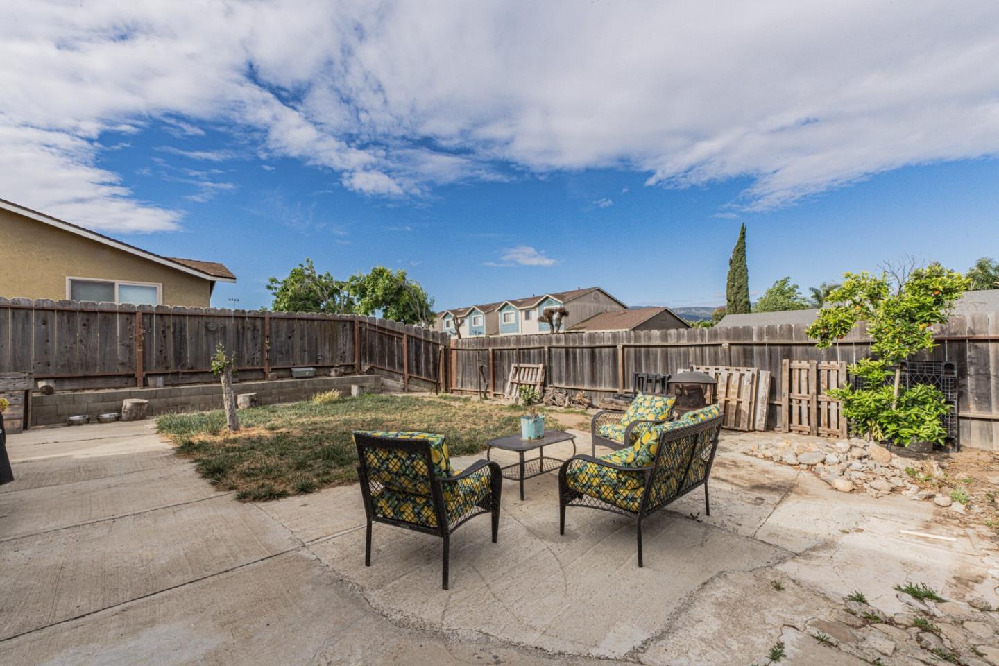 Property photo 38