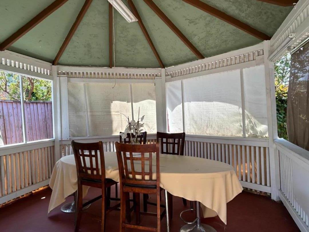 Property photo 33