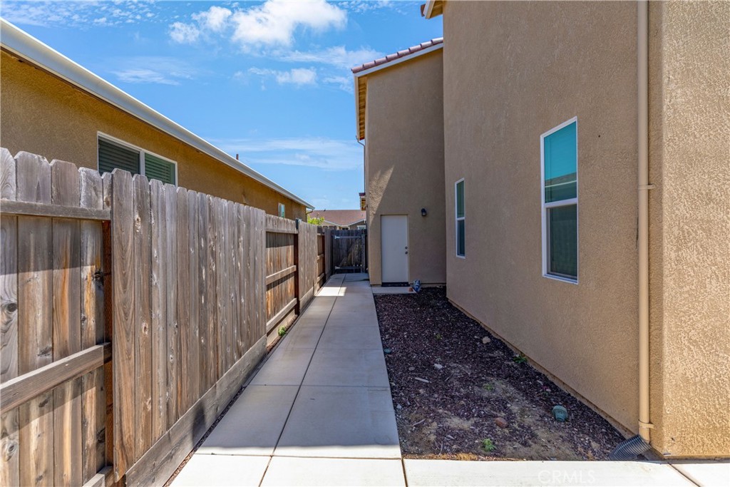 Property photo 36
