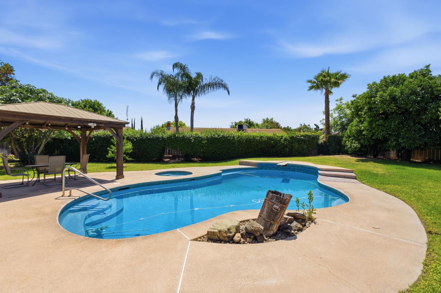 Property photo 32