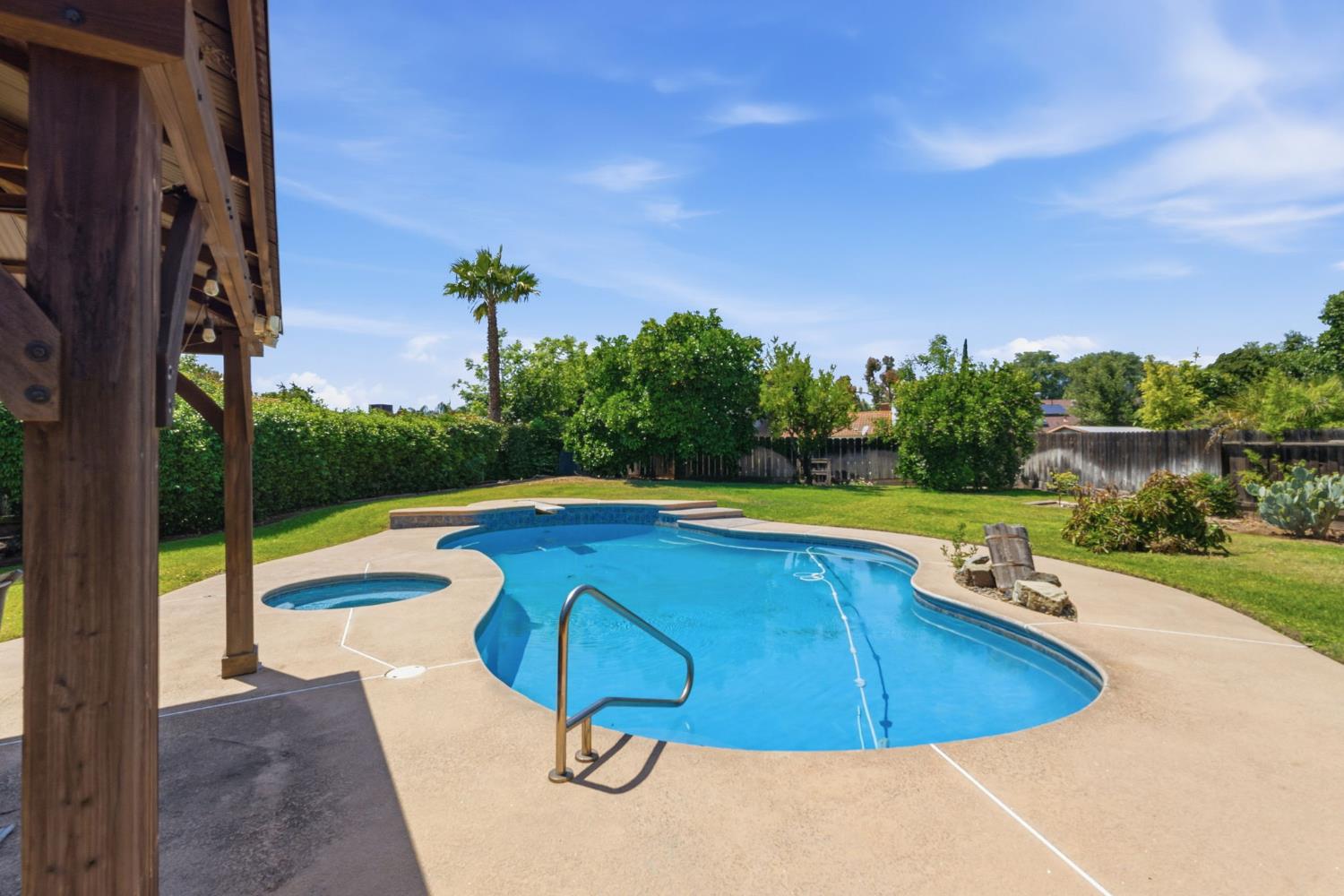 Property photo 35
