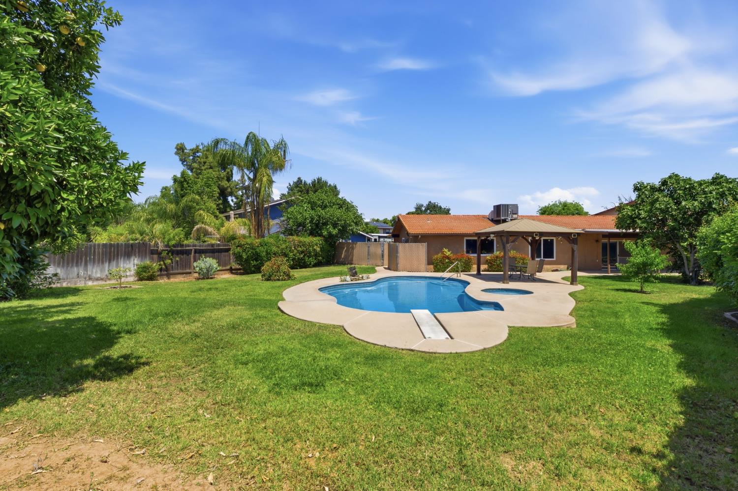 Property photo 36