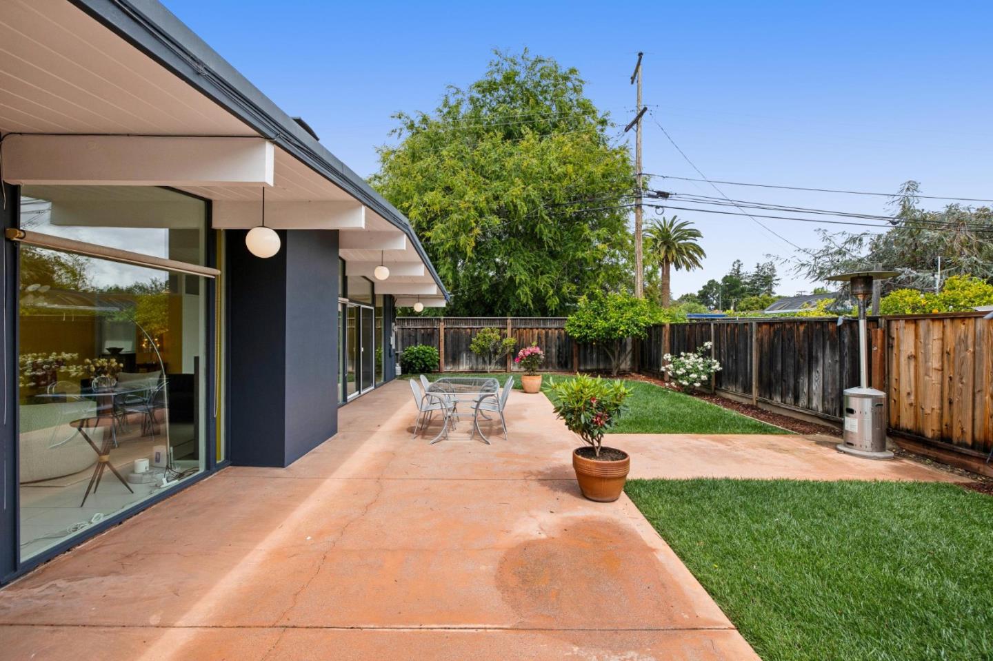 Property photo 44