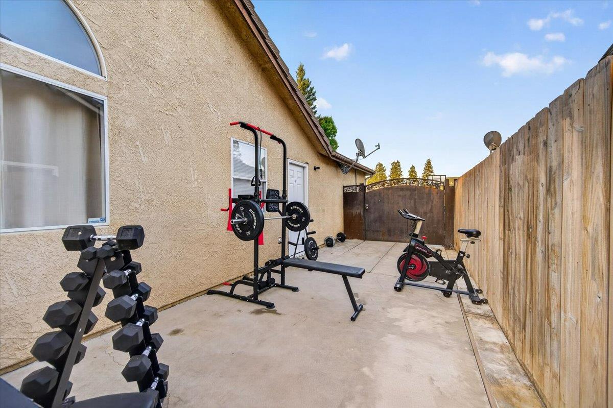 Property photo 44
