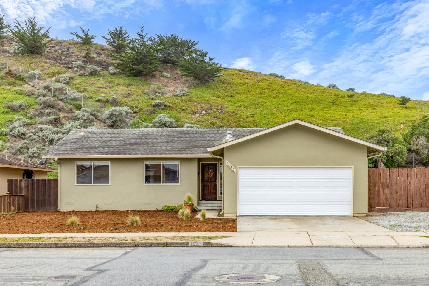 3097 Messinger Dr