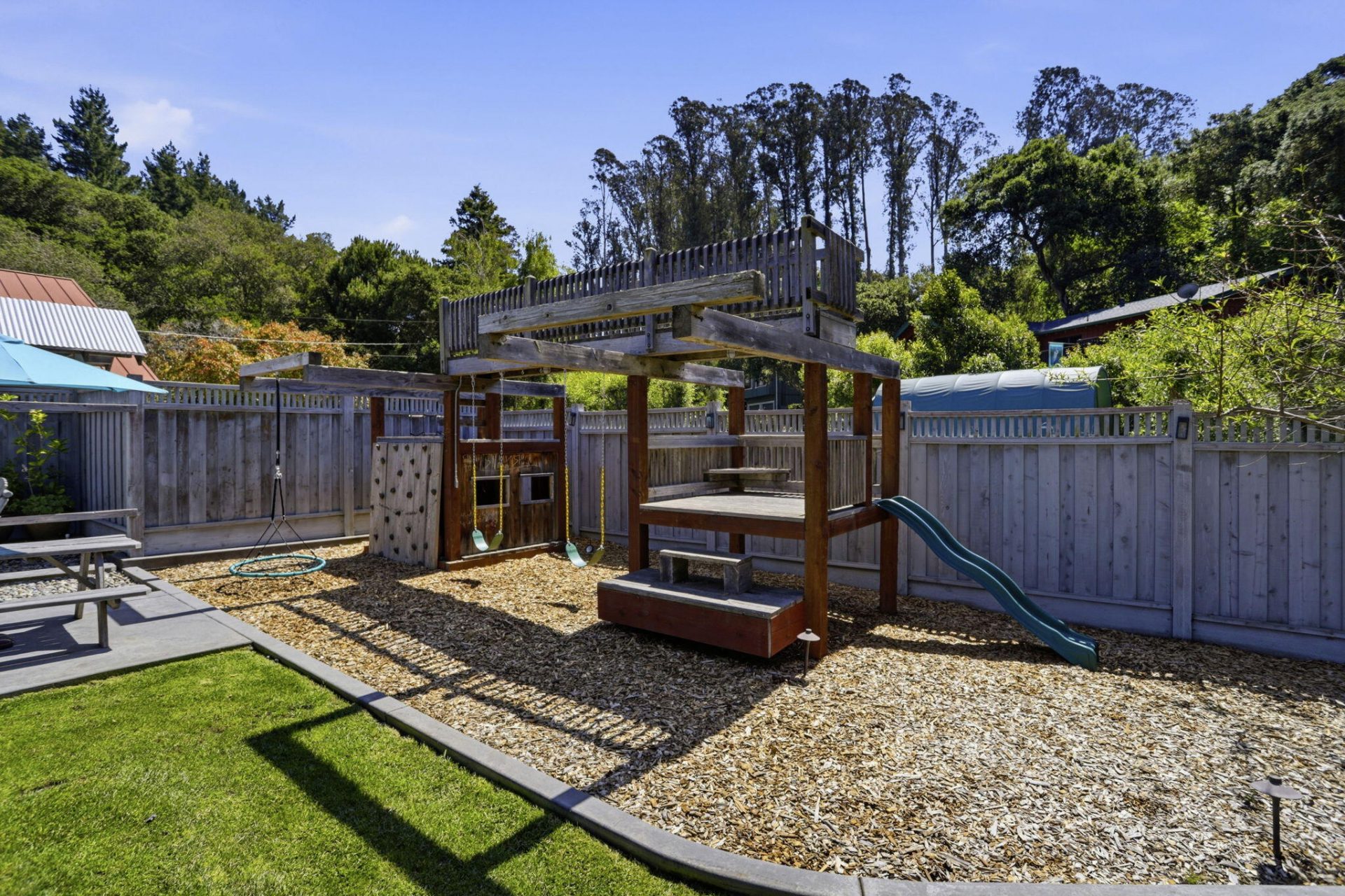 Property photo 44