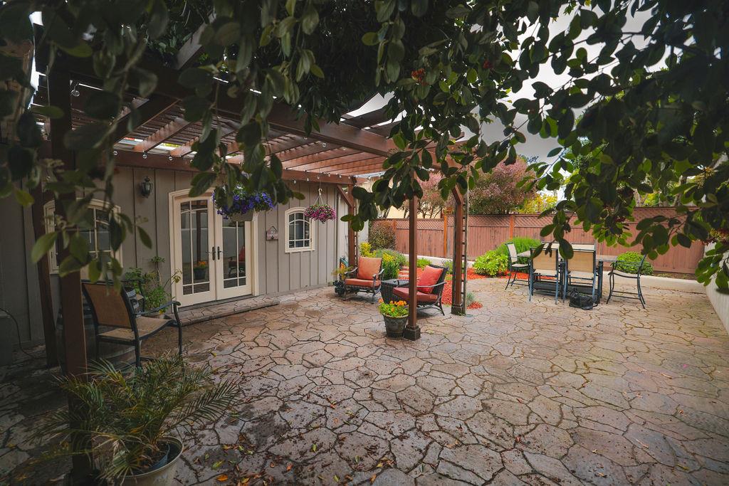 Property photo 25