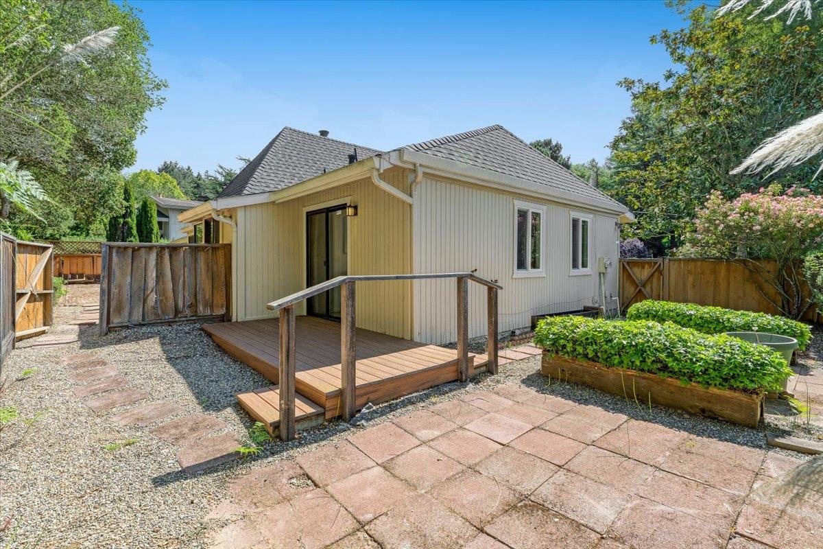 Property photo 31