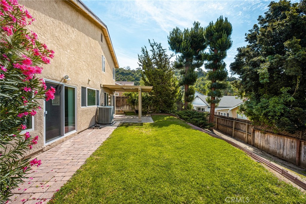 Property photo 32