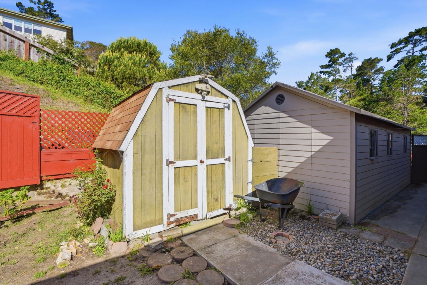 Property photo 38