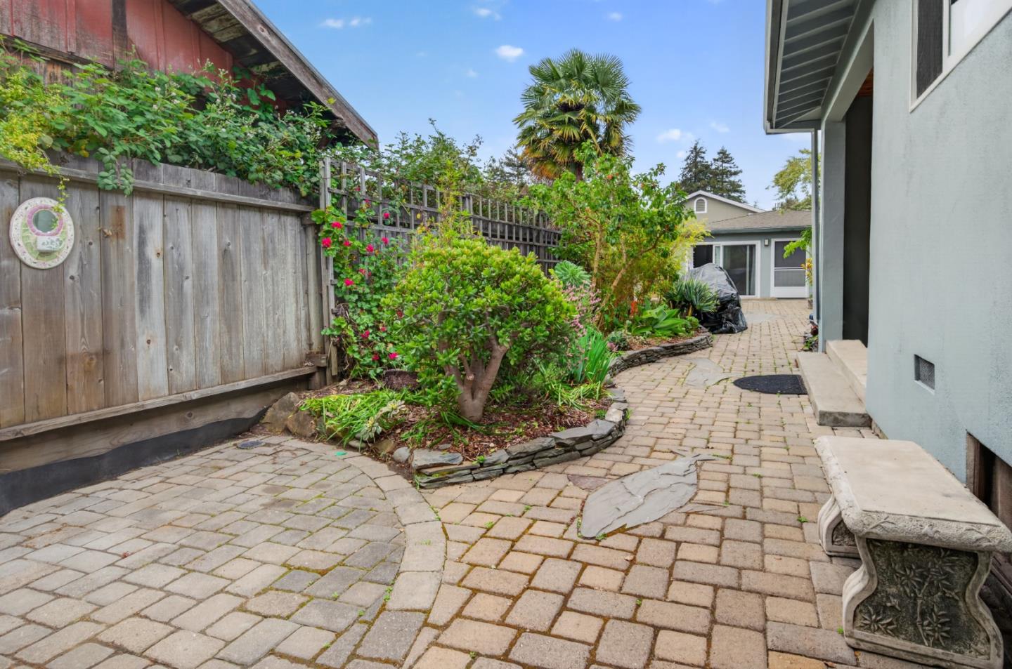 Property photo 33