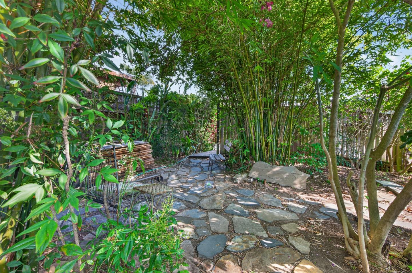 Property photo 37