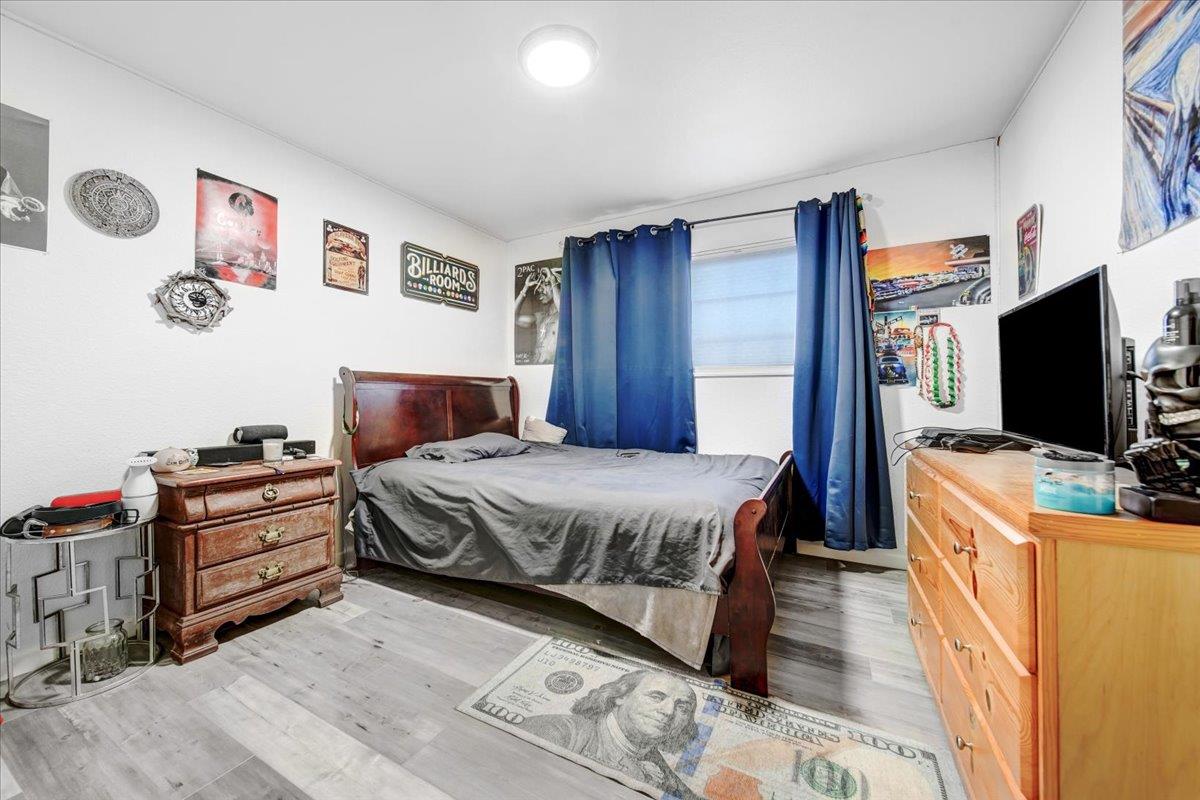 Property photo 30